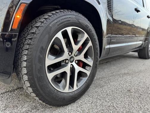 2023 Land Rover Defender 110 X