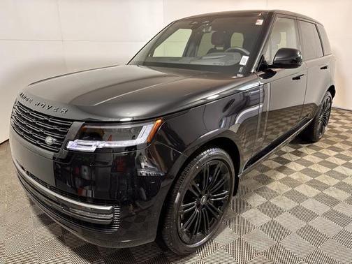 2025 Land Rover Range Rover P530 SE