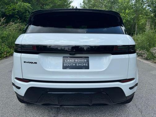 Fuji White 2026 Land Rover Range Rover Evoque S