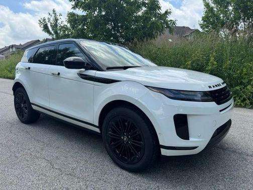 Fuji White 2026 Land Rover Range Rover Evoque S