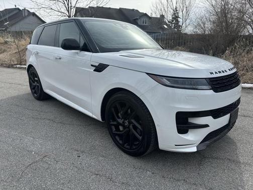 2025 Land Rover Range Rover Sport SE