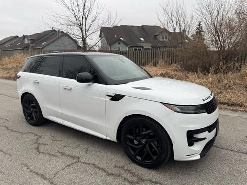 2025 Land Rover Range Rover Sport SE