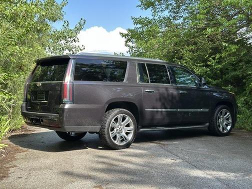 2015 Cadillac Escalade ESV Luxury