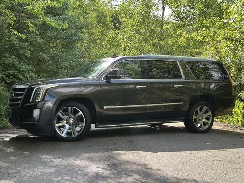 2015 Cadillac Escalade ESV Luxury