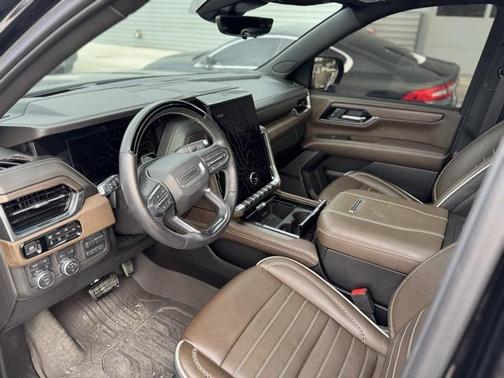 2025 GMC Yukon Denali Ultimate