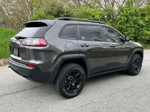 Granite Crystal Metallic Clearcoat 2022 Jeep Cherokee X 4x4