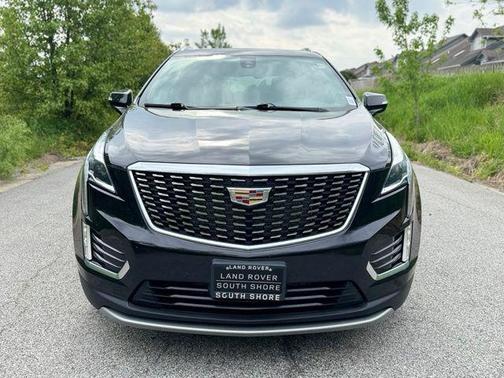 Stellar Black Metallic 2023 Cadillac XT5 Premium Luxury