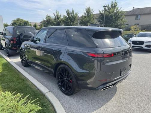 2025 Land Rover Range Rover Sport Autobiography