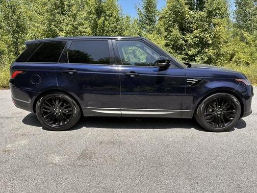 2021 Land Rover Range Rover Sport SE
