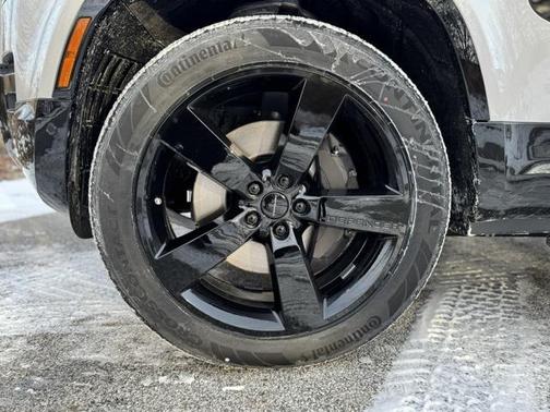 2026 Land Rover Defender P400 X-Dynamic SE