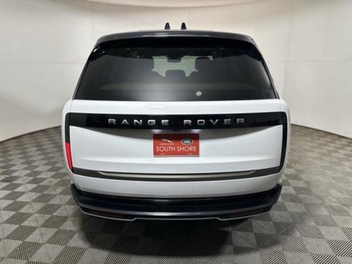 2025 Land Rover Range Rover P400 SE