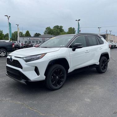 2024 Toyota RAV4 Hybrid SE