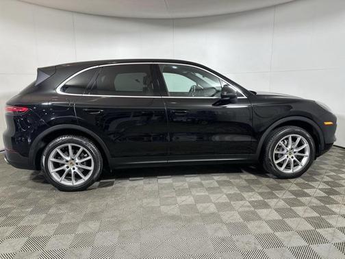 2019 Porsche Cayenne Base