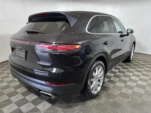2019 Porsche Cayenne Base
