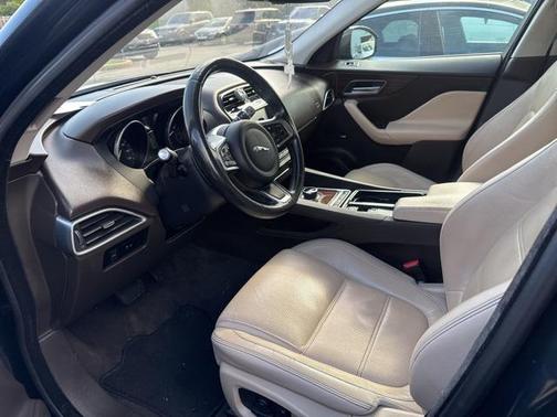 2018 Jaguar F-PACE 25t Prestige