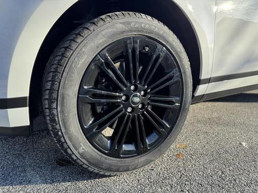 2026 Land Rover Range Rover Evoque Core S