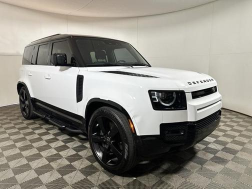 2023 Land Rover Defender 110 X-Dynamic SE