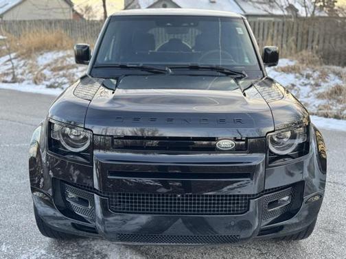 2024 Land Rover Defender 110 V8