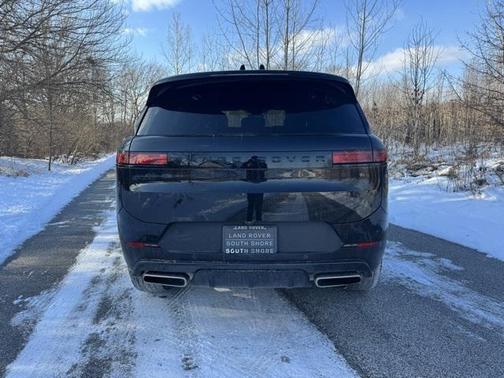 2025 Land Rover Range Rover Sport SE