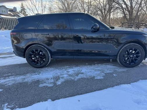 2025 Land Rover Range Rover Sport SE