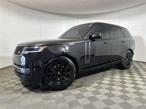 2025 Land Rover Range Rover P530 SE