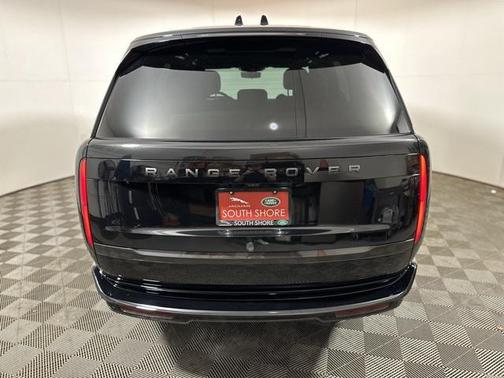 2025 Land Rover Range Rover P530 SE