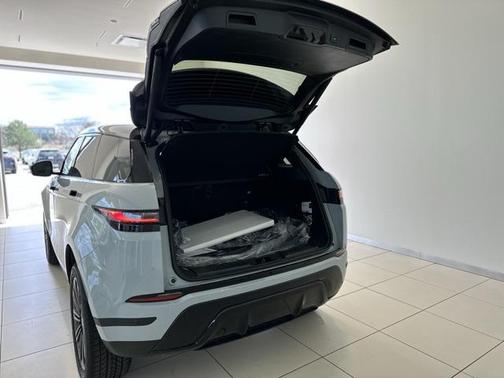 2026 Land Rover Range Rover Evoque Core S