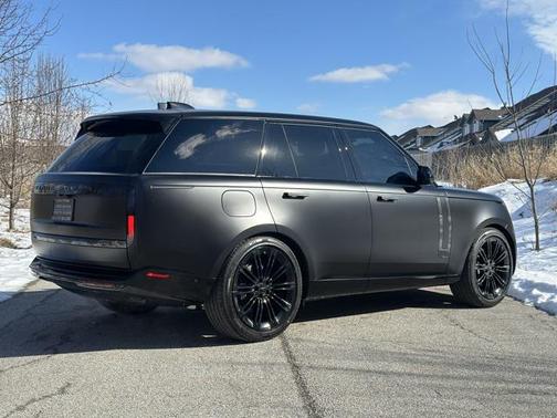 2026 Land Rover Range Rover P400 SE