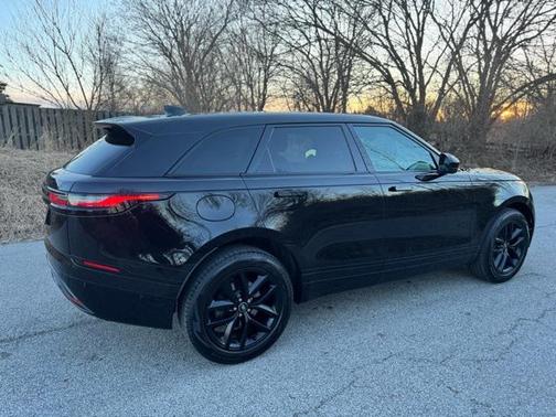 2026 Land Rover Range Rover Velar P250 SE R-Dynamic