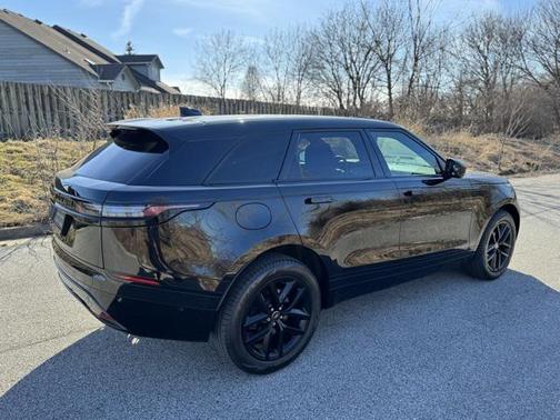 2026 Land Rover Range Rover Velar P250 SE R-Dynamic