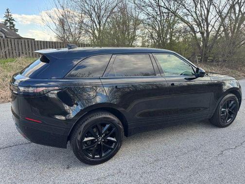 2026 Land Rover Range Rover Velar P250 SE R-Dynamic