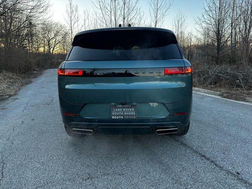 2024 Land Rover Range Rover Sport SE