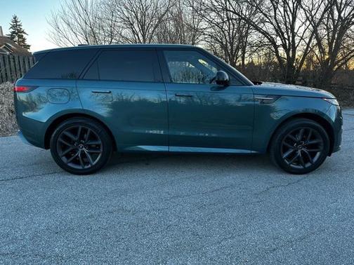 2024 Land Rover Range Rover Sport SE