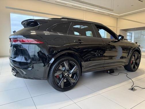 2026 Jaguar F-PACE SVR P550 AWD Automatic