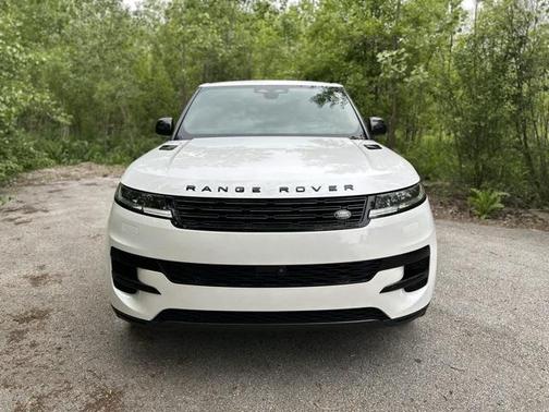 2024 Land Rover Range Rover Sport SE