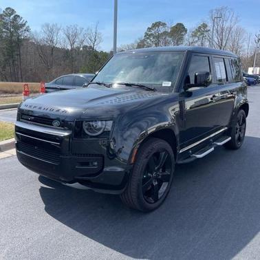 2023 Land Rover Defender 110 V8