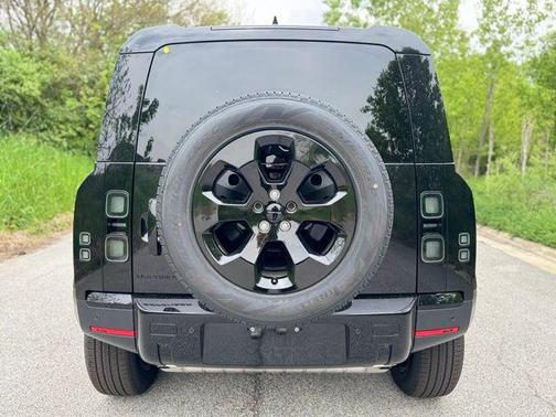 Santorini Black 2026 Land Rover Defender P300 S