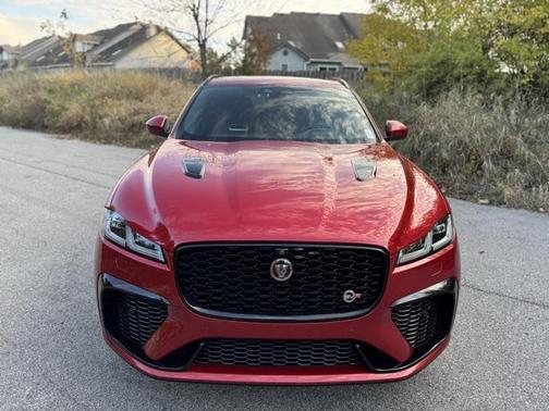2023 Jaguar F-PACE SVR P550 AWD Automatic