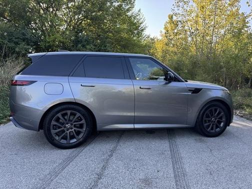 2024 Land Rover Range Rover Sport SE