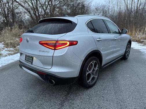 2018 Alfa Romeo Stelvio Base