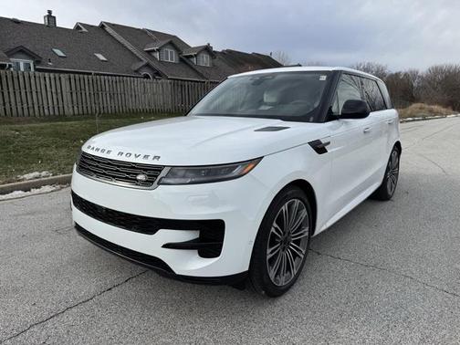 2026 Land Rover Range Rover Sport SE