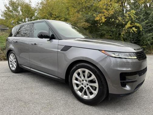 2025 Land Rover Range Rover Sport SE