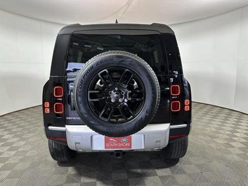 2024 Land Rover Defender 110 P300