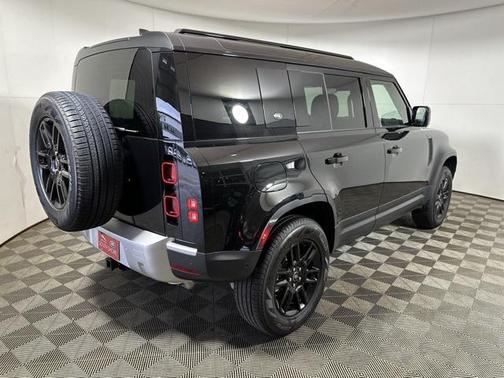 2024 Land Rover Defender 110 P300