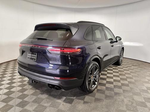 2021 Porsche Cayenne Base (Tiptronic)