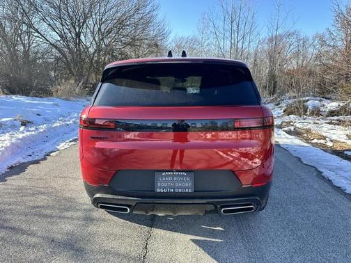 2025 Land Rover Range Rover Sport SE