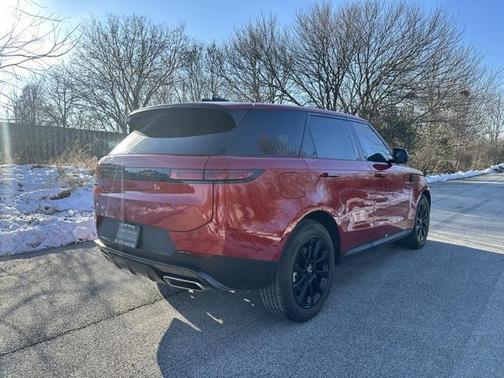 2025 Land Rover Range Rover Sport SE