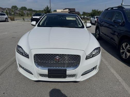 2017 Jaguar XJ XJL Portfolio