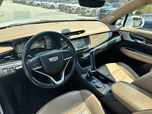 2020 Cadillac XT6 Premium Luxury FWD