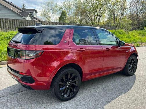 Firenze Red Metallic 2023 Land Rover Discovery Sport SE R-Dynamic